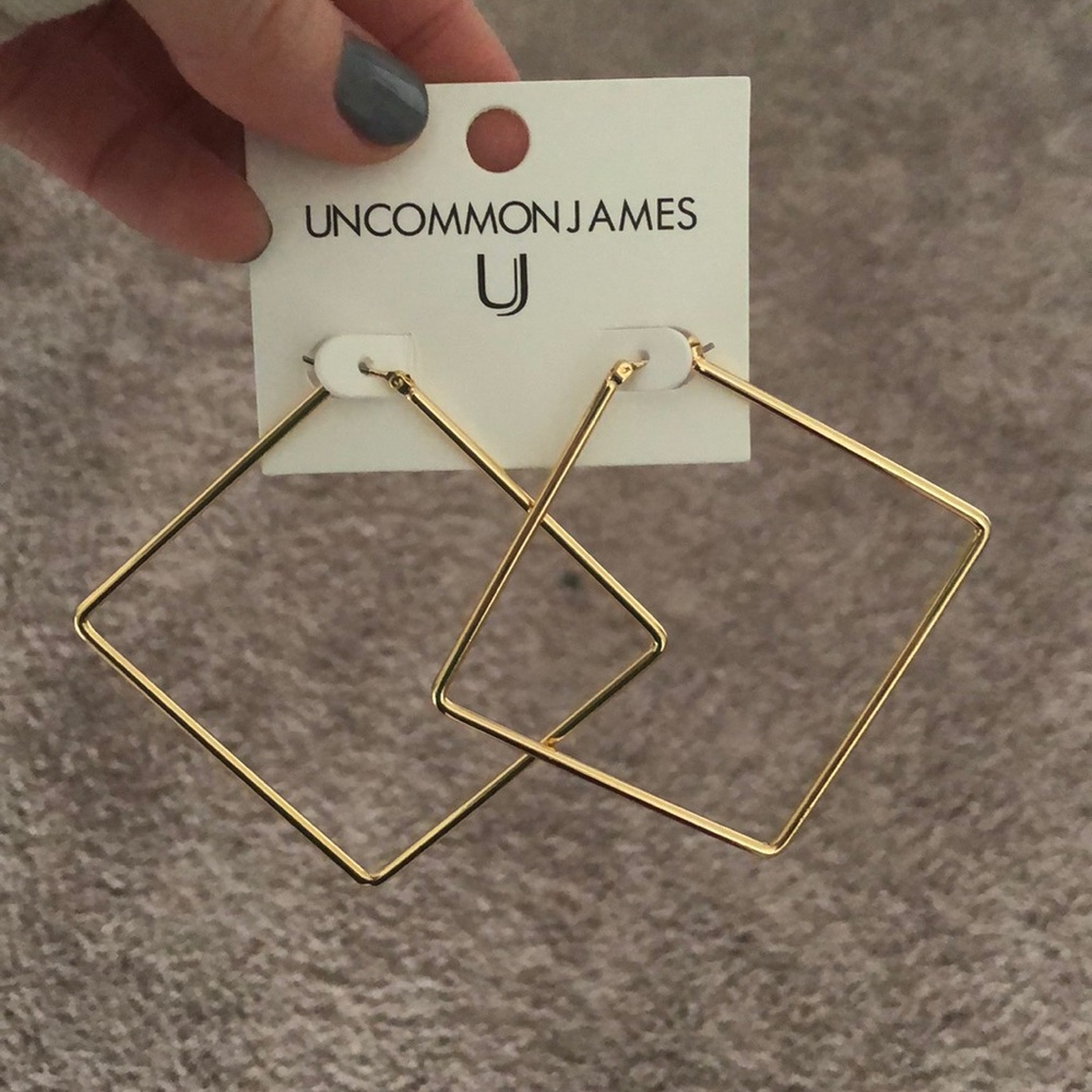 UNCOMMON JAMES | GIRL BOSS EARRINGS IN GOLD